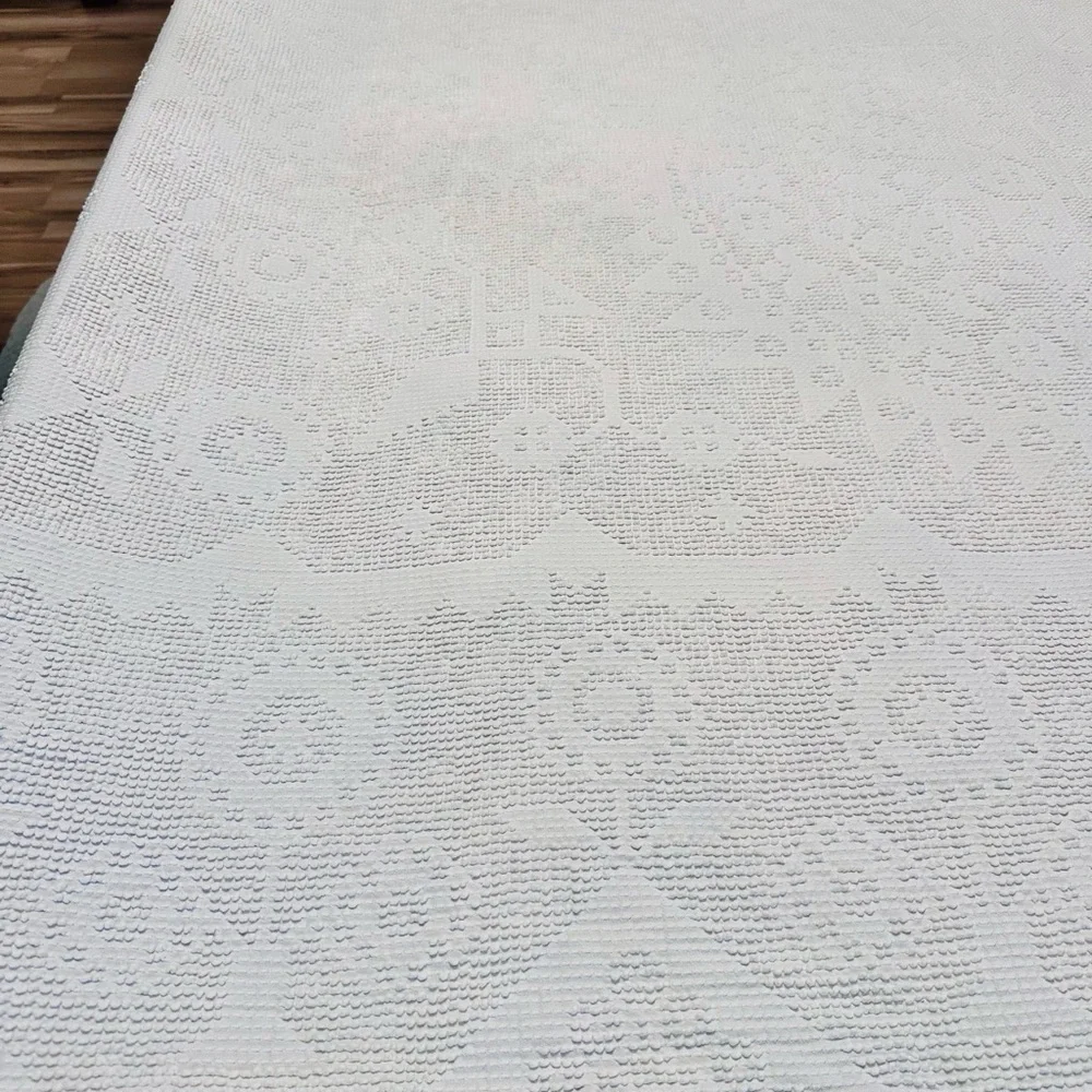 Vintage White Martha Washington Hobnail bedspread.